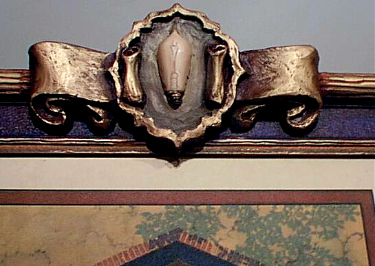 Crown Detail